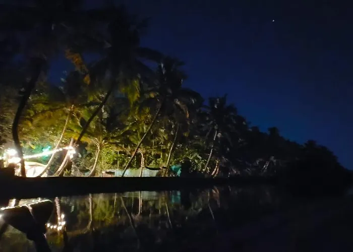Islandstay-A Riverside Property