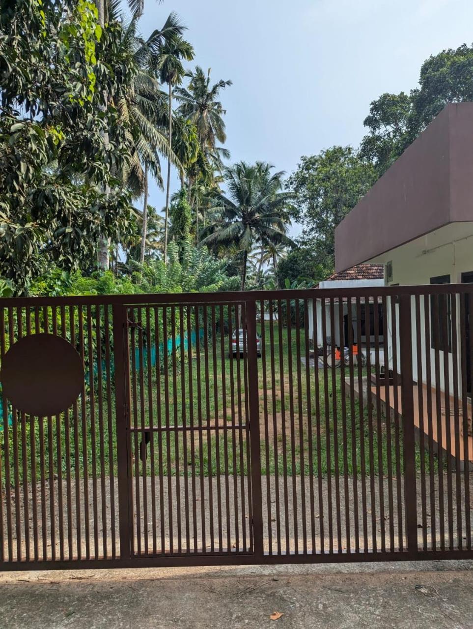 Islandstay-a Riverside Homestay