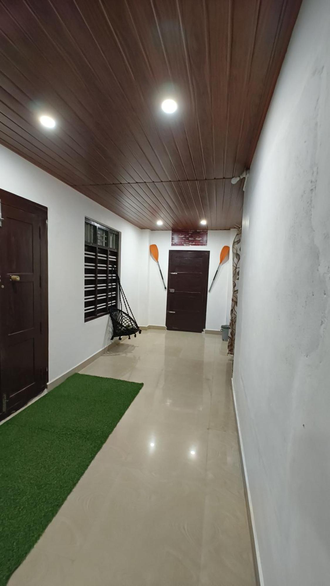 Islandstay-a Riverside Homestay *