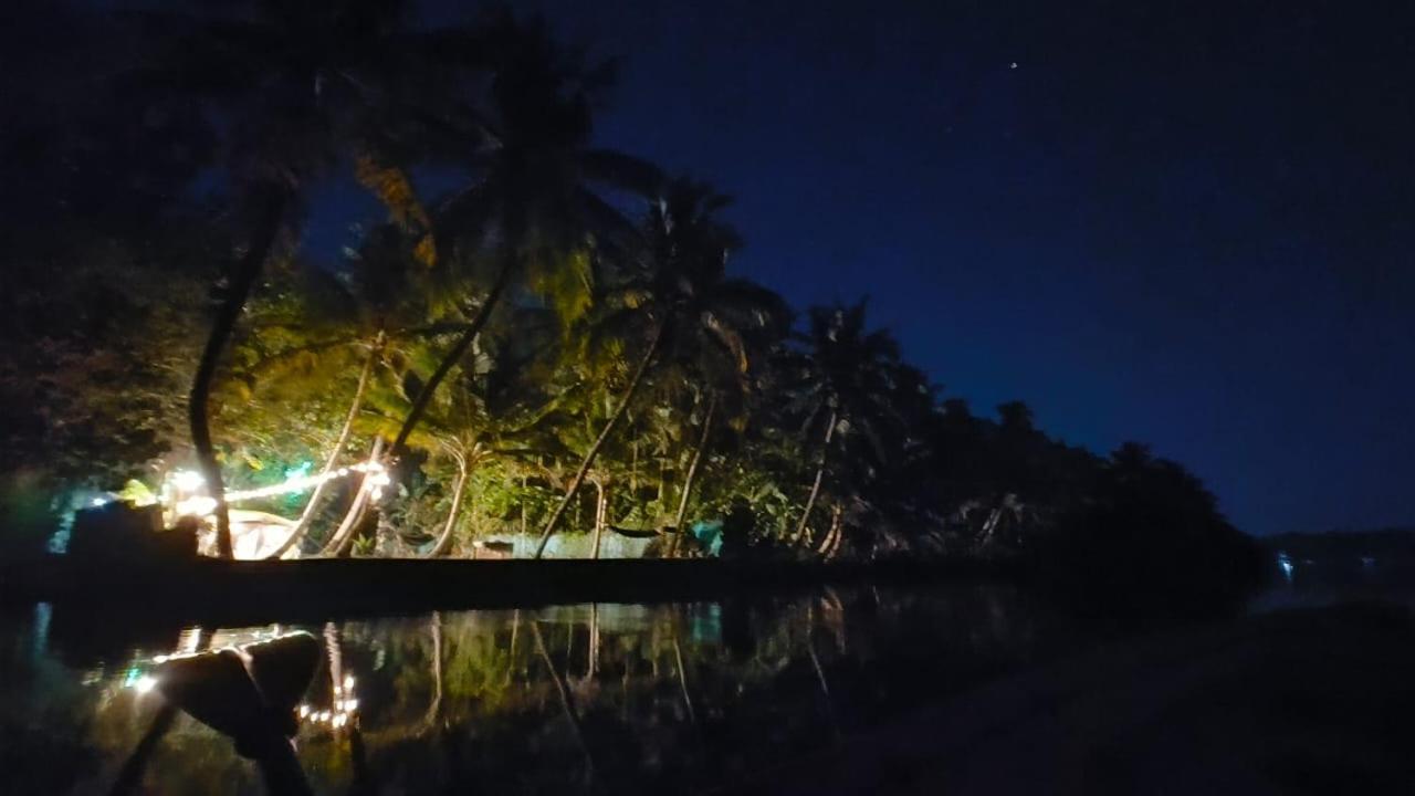 Islandstay-a Riverside Kollam